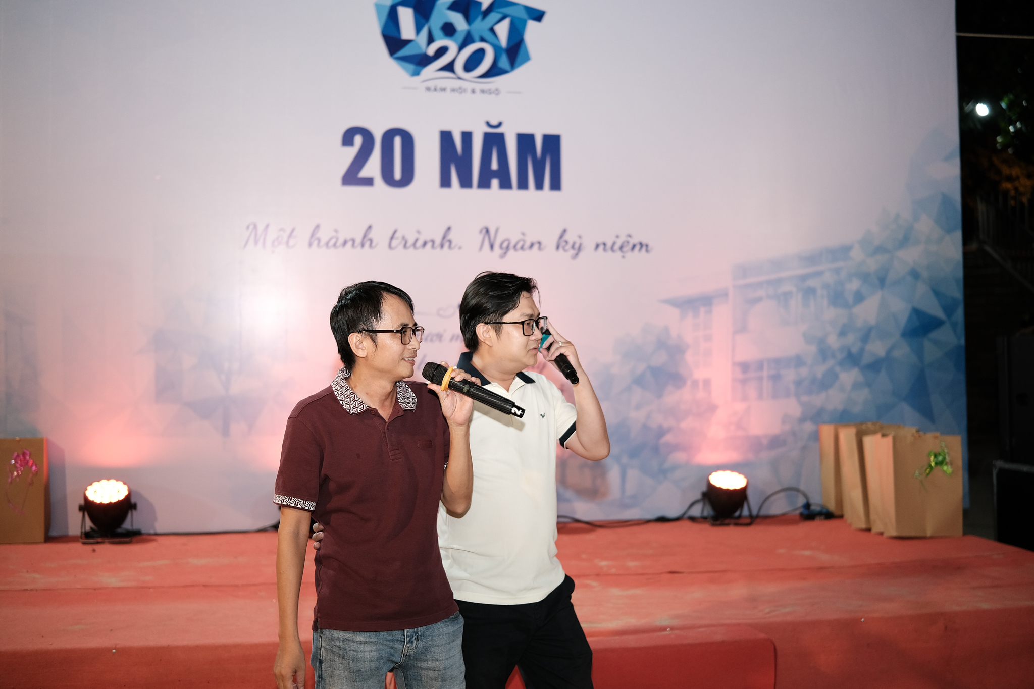 20 năm - 06kt