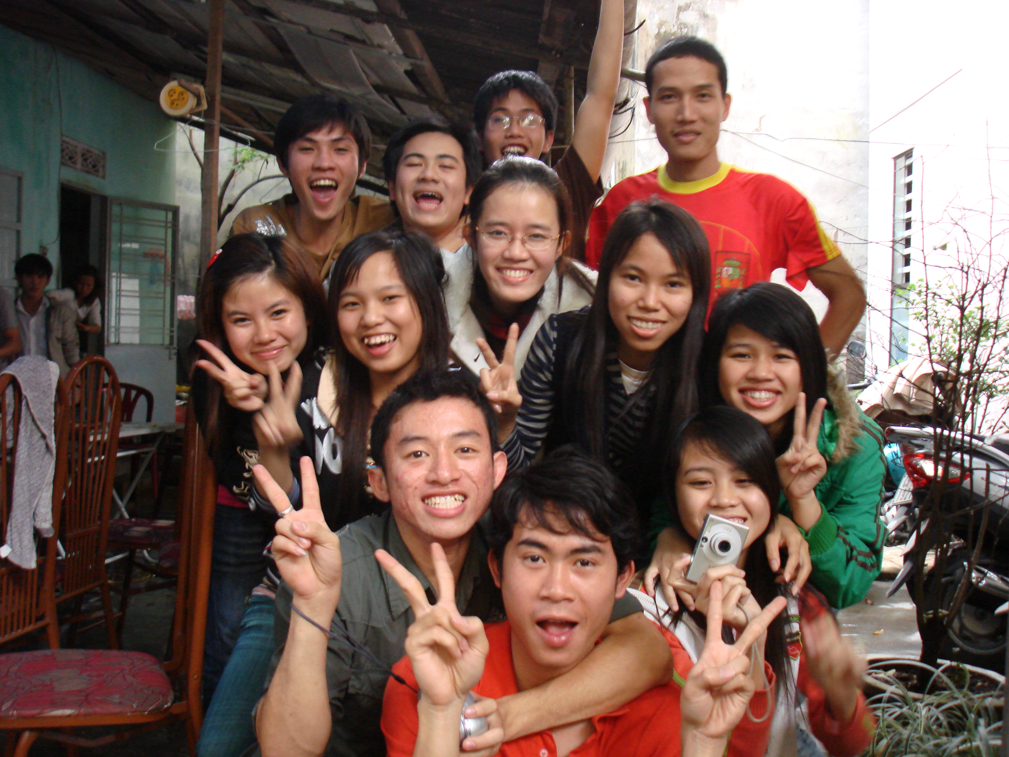 8/3/2008 Nhà anh Hưng