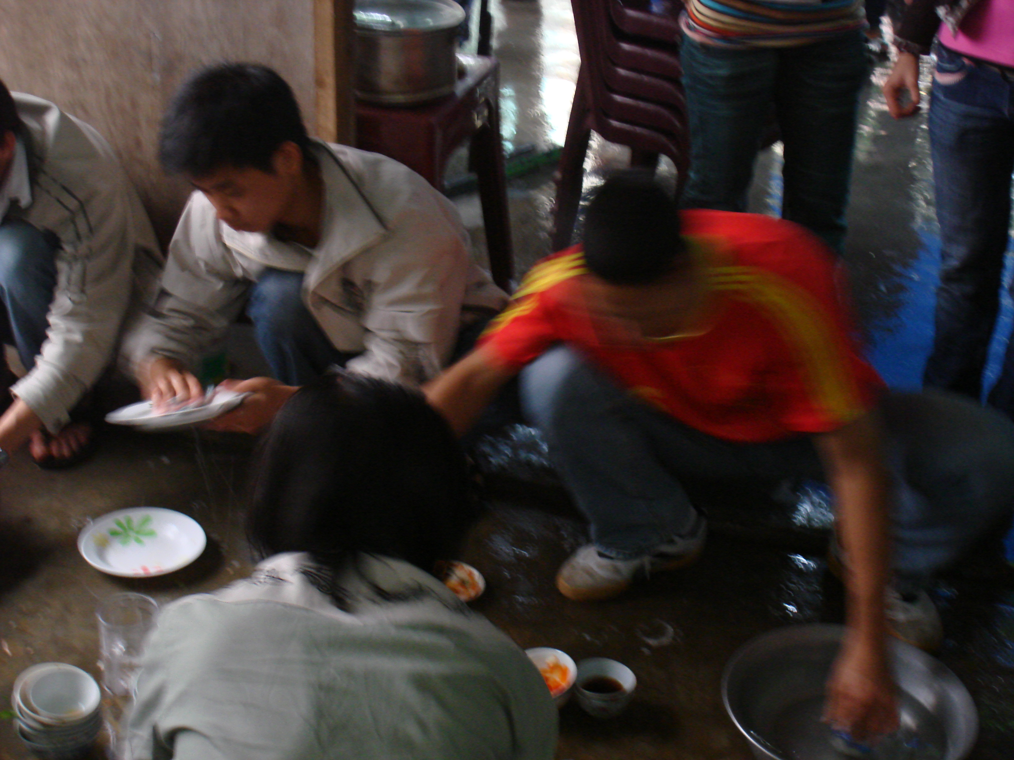 8/3/2008 Nhà anh Hưng