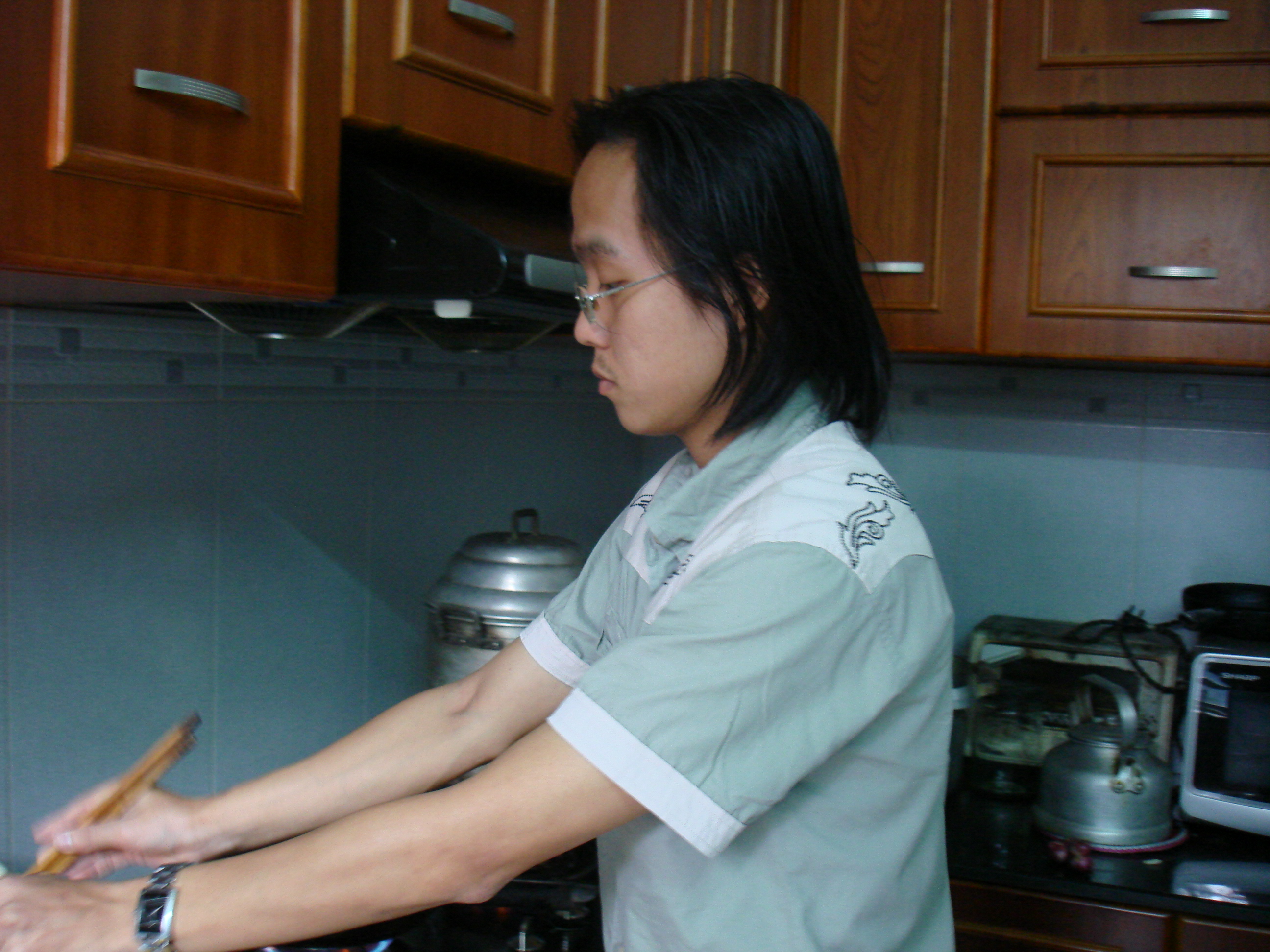 8/3/2008 Nhà anh Hưng